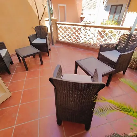 Tao House Apartment