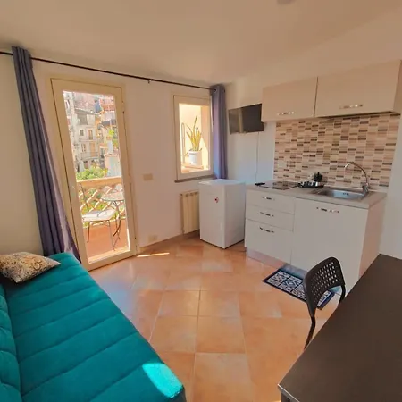 Tao House Apartment *